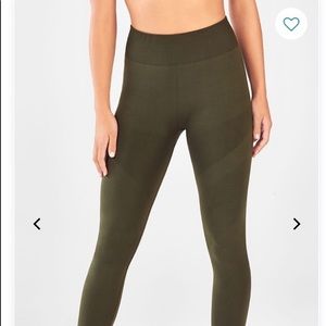 Fabletics seamless leggings 7/8